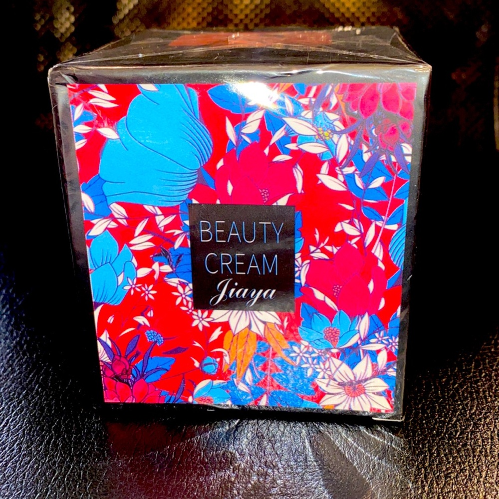 Japanese beauty foundation